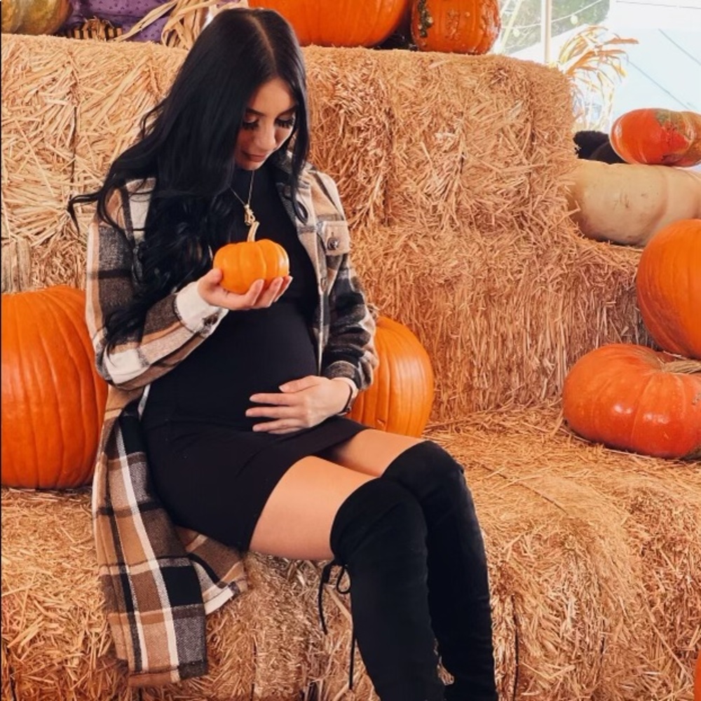 Tan Plaid Flannel Long Shirt Jacket Coat.